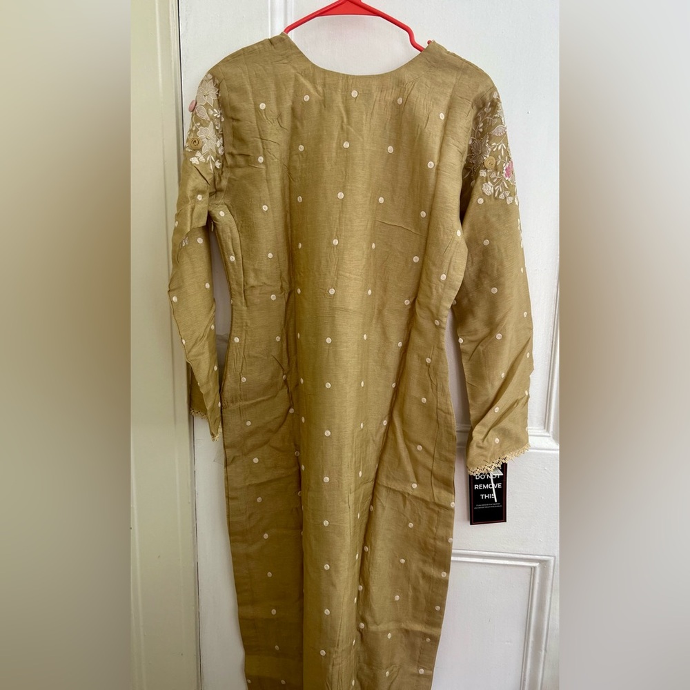 NWT KALKI Designer Indian Salwar Kameez Set Size S - Picture 15 of 15